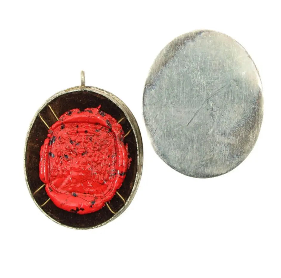 First-class relic of Saint John of the Cross wax original / Relique de première classe de Saint Jean de la Croix cire originale