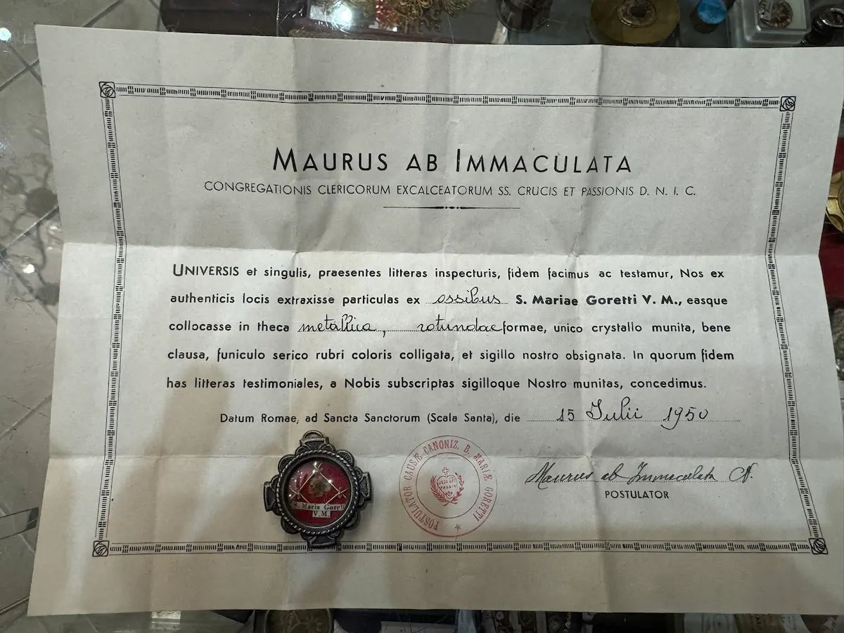 Reliquaire de Sainte Maria Goretti ex ossibus avec authentique, 1950.