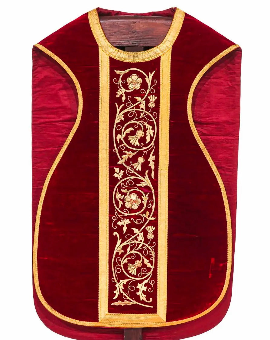 Antique red velvet Roman Catholic chasuble with gold embroidery and IHS Christogram
/
Chasuble romaine ancienne en velours rouge avec broderies dorées et monogramme IHS