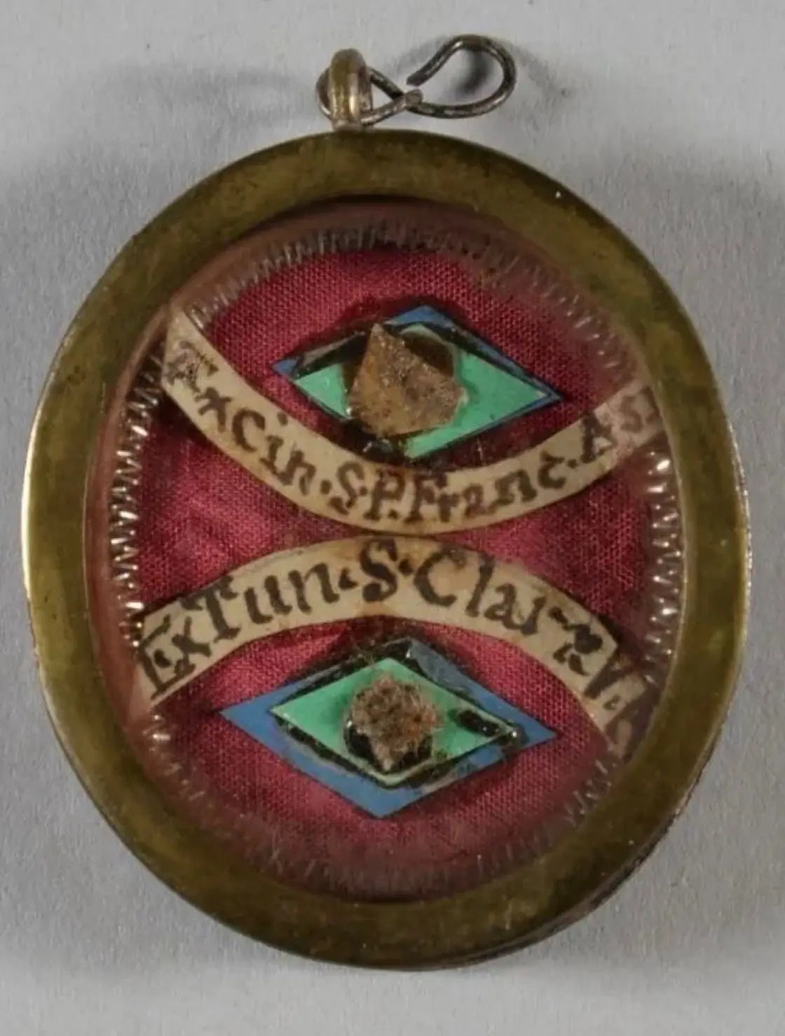 Double relic reliquary of Saint Francis of Assisi and Saint Clare
/
Reliquaire double de saint François d’Assise et sainte 