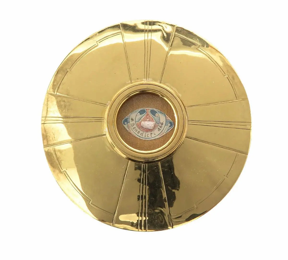 Large gold sealed reliquary containing a relic of Saint Benedict of Nursia
/
Reliquaire doré scellé avec relique de Saint Benoît Abbé