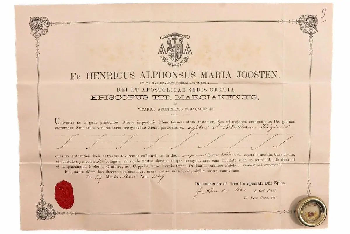 Catholic reliquary containing relic of Saint Christina Virgin and Martyr
/
Reliquaire avec relique de Sainte Christine, vierge et martyre