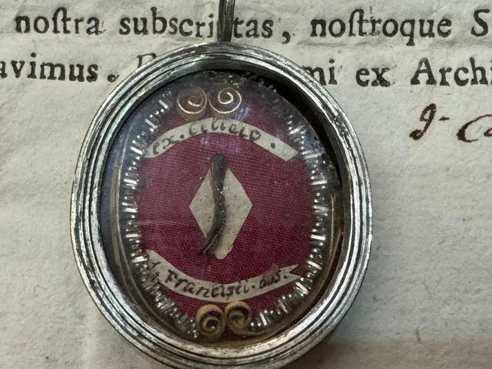 relic of saint francis of assisi with certificate authentic / Relique de Saint François d’Assise - Avec Certificat