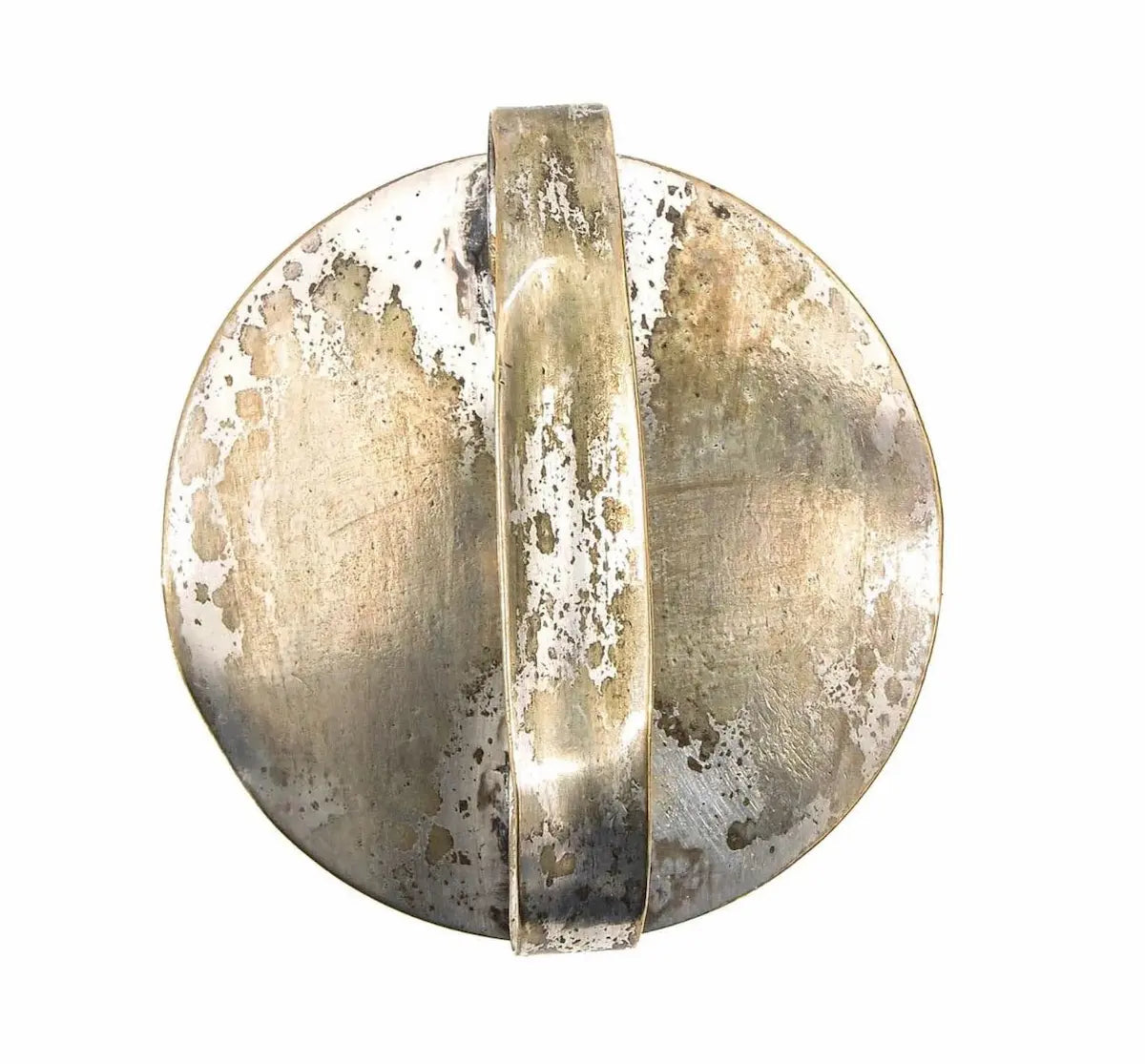 Relic of Saint Ignatius of Loyola in antique devotional reliquary
/
Reliquaire ancien avec relique de Saint Ignace de Loyola