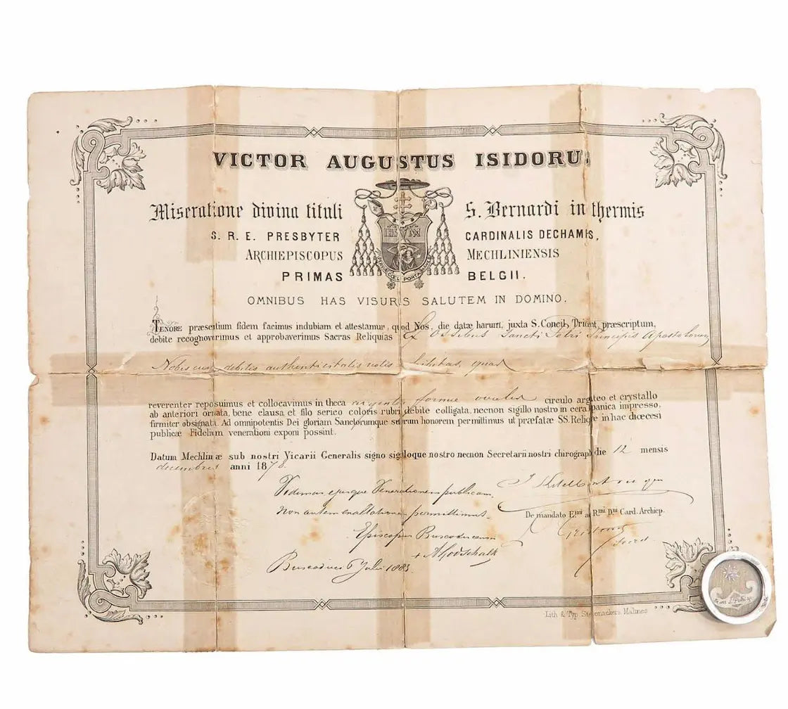 Catholic reliquary containing bone relic of Saint Peter the Apostle
/
Reliquaire catholique contenant une relique osseuse de Saint Pierre apôtre