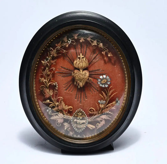 Sacred Heart reliquary with Francis de Sales Jane de Chantal and Margaret Mary Alacoque
/
Reliquaire du Sacré Cœur avec François de Sales Jeanne de Chantal et Marguerite Marie Alacoque