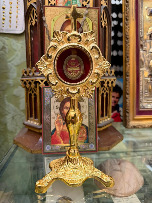Gilt monstrance reliquary with relic of Saint Bartholomew Apostle
/
Reliquaire monstrance doré contenant une relique de Saint Barthélemy apôtre
