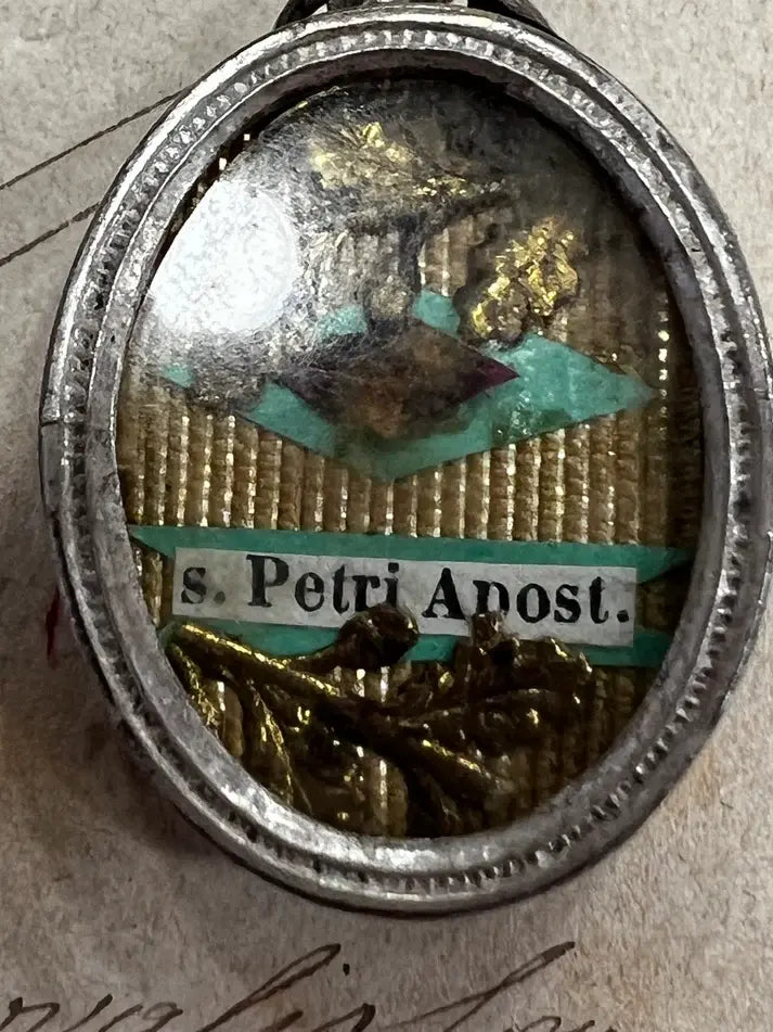 Relic of St. Peter the Apostle – With Authentic first class zoom / relique de saint pierre apotre avec certificat première classe zoom