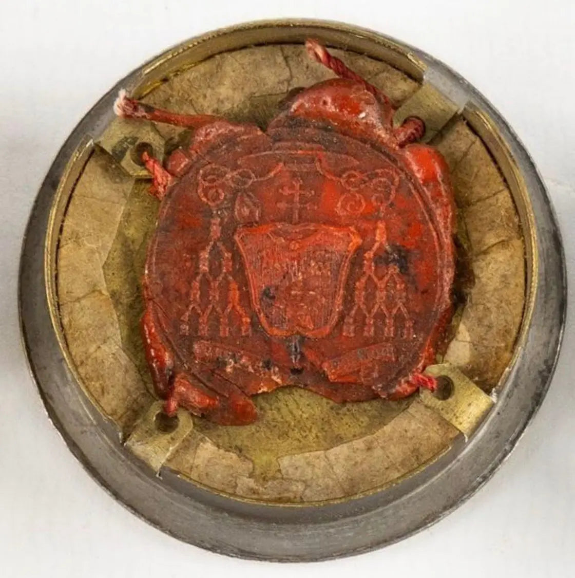 Saint William of Montevergine relic reliquary in silvered metal
/
Reliquaire de saint Guillaume de Montevergine en métal argenté