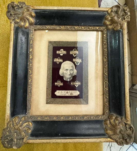 saint jean marie vianney reliquary hair clothes / reliquaire contenant des reliques de Saint Jean-Marie Vianney habits cheveux