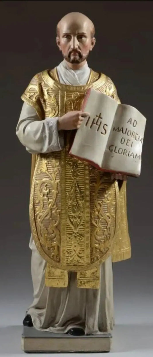 Polychrome plaster statue of Saint Ignatius of Loyola holding an open book
/
Statue en plâtre polychrome de Saint Ignace de Loyola tenant un livre ouvert
