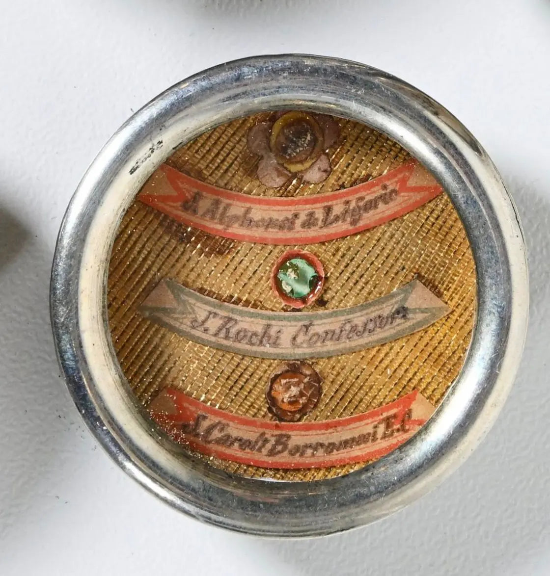Triple relic reliquary of Saint Roch Saint Alphonsus Liguori and Saint Charles Borromeo
/
Reliquaire à trois reliques de saint Roch saint Alphonse de Liguori et saint Charles Borromée